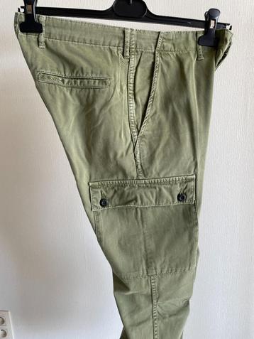 Cargobroek - broek - Zara EUR34 - USA02 MEX24 disponible aux enchères