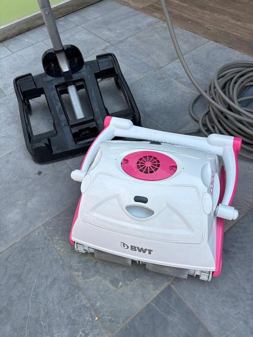 BWT D300 Plus App zwembadstofzuiger, Tuin en Terras, Zwembad-toebehoren, Zo goed als nieuw, Ophalen