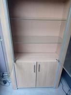 Gratis vitrinekast, Ophalen