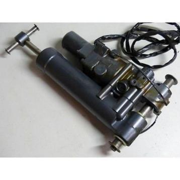 POWERTRIM buitenboordmotor herstellen of reviseren beschikbaar voor biedingen