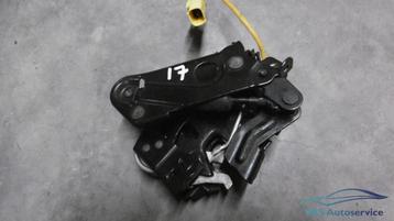 Motorkapsluiting actief   rechts    BMW 5-serie F10-F11 51 2 beschikbaar voor biedingen