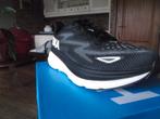 basket hoka clifton 9 pointure 44, Sports & Fitness, Course, Jogging & Athlétisme, Enlèvement ou Envoi, Neuf