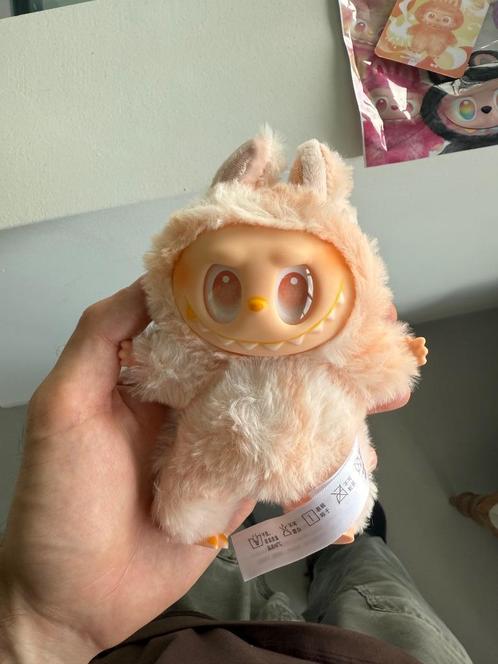 Labubu Big into energy- Happiness, Verzamelen, Poppetjes en Figuurtjes, Nieuw, Ophalen of Verzenden