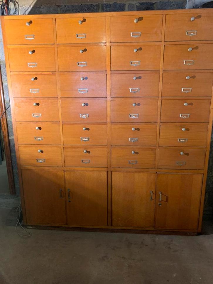 Meuble de métier, Maison & Meubles, Armoires | Casiers, Comme neuf, Enlèvement