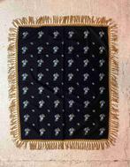 Retro tafelkleed geborduurd zwart met bloemen 156/126, Binnen, Rechthoek, Gebruikt, Ophalen of Verzenden