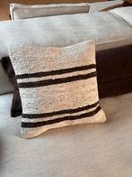 Hennep kussen, Enlèvement, Comme neuf