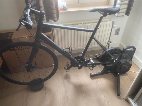 Racefiets Triban rc500 flatbar & Elite suito, Fietsen en Brommers, Fietsen | Racefietsen, Zo goed als nieuw, Carbon, Ophalen