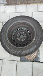 Banden BMW E36, Ophalen, Zo goed als nieuw
