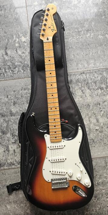 Fender Strat Sunburst, LTD EC-1000 Satin Black beschikbaar voor biedingen