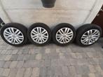 Vw caddy velgen en wieldop + Michelin-banden 205 55 16 94, Ophalen, Gebruikt, 16 inch, Banden en Velgen