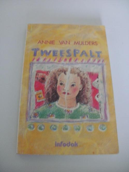 Tweespalt/Annie Van Mulders, Livres, Livres pour enfants | Jeunesse | 13 ans et plus, Comme neuf, Enlèvement ou Envoi