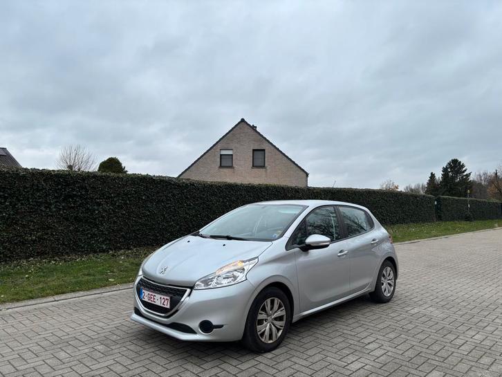 Peugeot 208 -  2014 - benzine - (104.000km!), Auto's, Peugeot, Particulier, Benzine, Ophalen