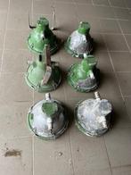 Lampes industriels anciens, Enlèvement