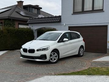 BMW 218i Active Tourer/Benzine/Automaat/LED/Zetelverwarming/ beschikbaar voor biedingen