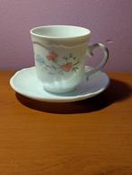 Arcopal bekerservice voor 6 personen (12) vintage 70, Antiek en Kunst, Antiek | Servies compleet, Ophalen