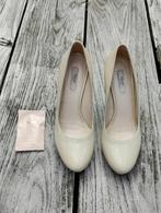 Vintage Prada pumps maat 38, Kleding | Dames, Schoenen, Ophalen of Verzenden, Gedragen, Pumps