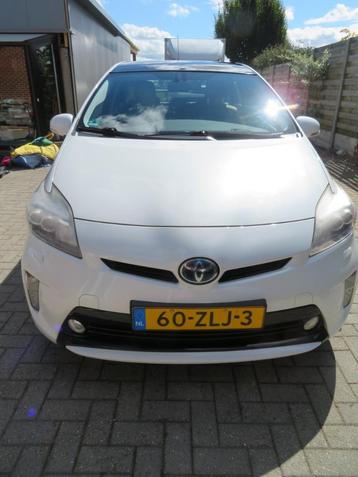 Toyota Prius 1.8 Full Hybrid 136PK Aut, 2013, Wit Paarlemoer beschikbaar voor biedingen