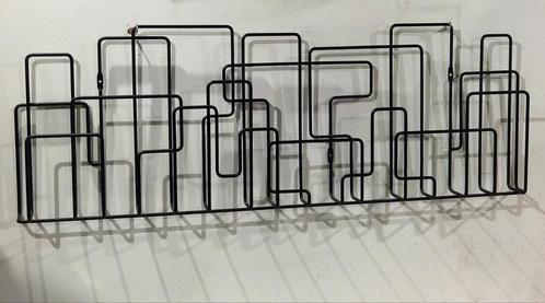 Maze Tijdschriftenrek City Sunday 100 cm , boekenrek space, Huis en Inrichting, Woonaccessoires | Wandplanken en Boekenplanken