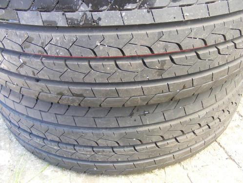 banden 215/70/15c duravis BRIDGESTONE, Auto-onderdelen, Banden en Velgen, Band(en), Zomerbanden, 15 inch, 215 mm, Bestelwagen