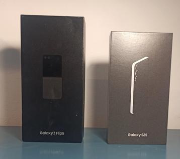 PAKKET: Samsung Galaxy Z Flip 5 + Samsung Galaxy S25 - NIEUW beschikbaar voor biedingen