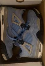 Jordan 4 retro University Blue, Ophalen of Verzenden, Zo goed als nieuw