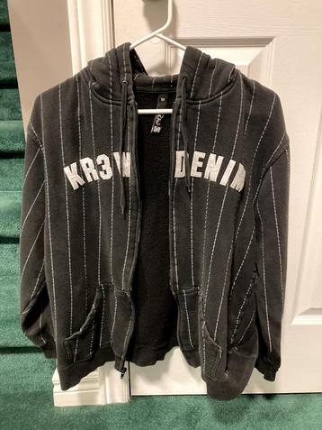 KR3W - Pinstripe Zip-up Hoodie - "M" - Vintage Skateboard -  disponible aux enchères