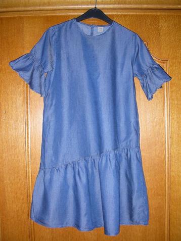 Kleedje, Nucleo, maat 140, 10 jaar zo goed als nieuw beschikbaar voor biedingen