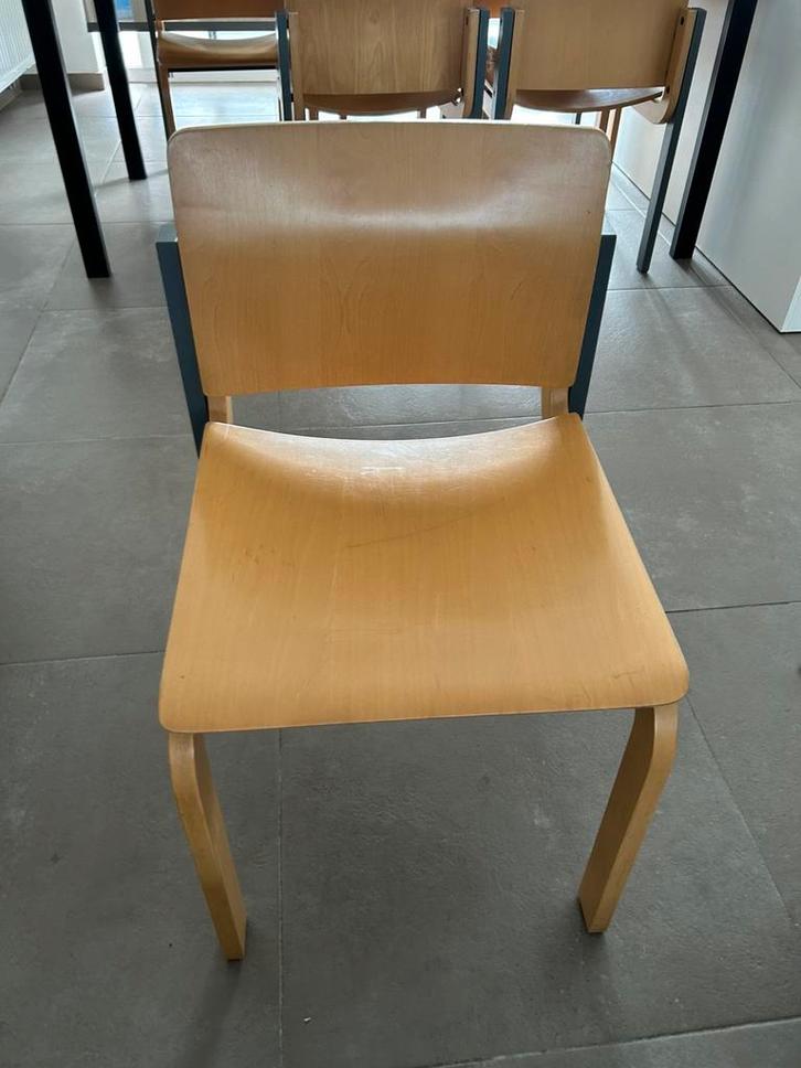 Fritz Hansen - 6 stoelen + eettafel, Huis en Inrichting, Stoelen, Zo goed als nieuw, Ophalen