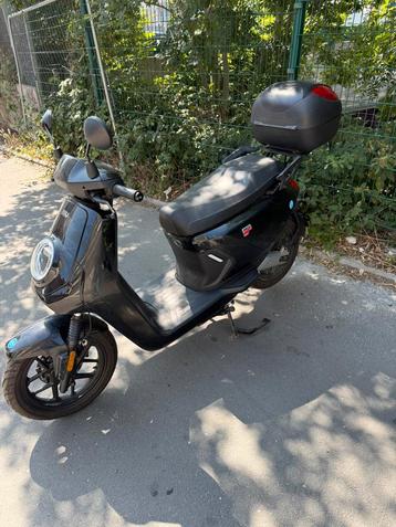 NIU MQI SPORT ELEKTRISCHE SCOOTER BEGINT NIET VOOR 375€! beschikbaar voor biedingen