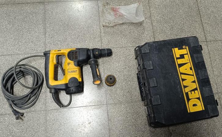 DeWalt boormachine boorhamer breekhamer, Doe-het-zelf en Bouw, Gereedschap | Boormachines, Gebruikt, Boormachine, Klopboormechanisme