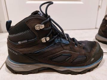 Bergschoenen bergbottines wandelschoenen maat 40 quechua   beschikbaar voor biedingen