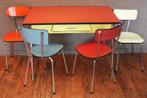 Formica Keukentafel + 4 Stoelen / Kleuren Van De Regenboog, Quatre personnes, Autres essences de bois, Enlèvement, Utilisé