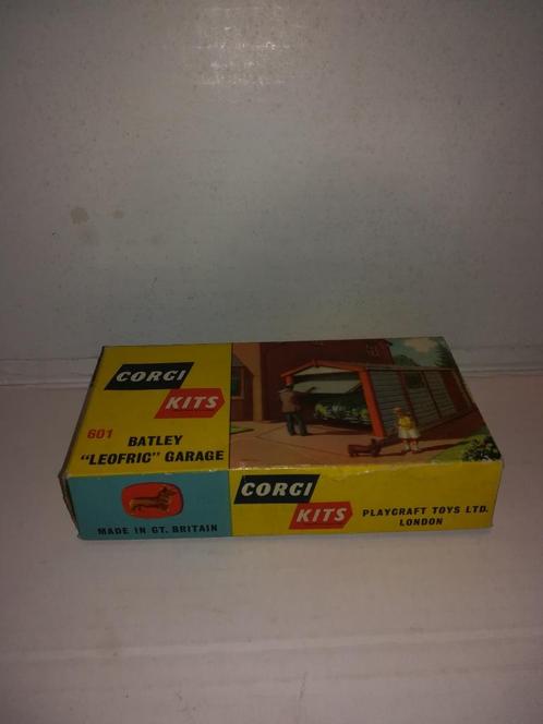Corgi Kits 601 Batley "Leofric" Garage, Verzamelen, Automerken, Motoren en Formule 1, Gebruikt, Auto's, Ophalen of Verzenden