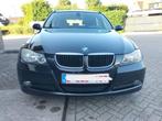 BMW 318i 2006-nov 253359 km prima auto, rijdt schakelt goed, Auto's, 1998 cc, Zwart, 4 cilinders, Zwart