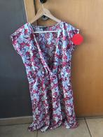 Robe neuve avec étiquette taille 38, Kleding | Dames, Jurken, Ophalen, Nieuw, Wit