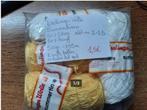 Esslinger Wolle - - 2x wit - 1+ halve geel, Hobby en Vrije tijd, Breien en Haken, Verzenden, Zo goed als nieuw, Breien, Wol of Garen
