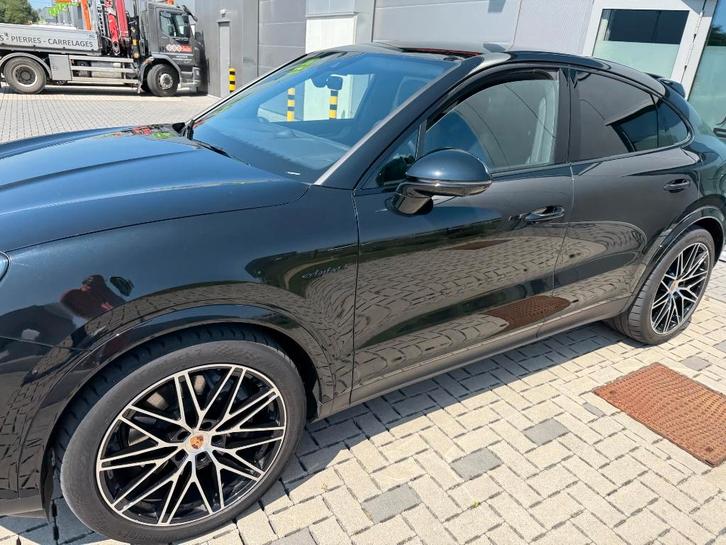 Cayenne Coupé E-Hybrid 3.0 Turbo V6 - 22 pouces RS Spyder, Autos, Porsche, Particulier, Cayenne, Caméra 360°, 4x4, ABS, Caméra de recul