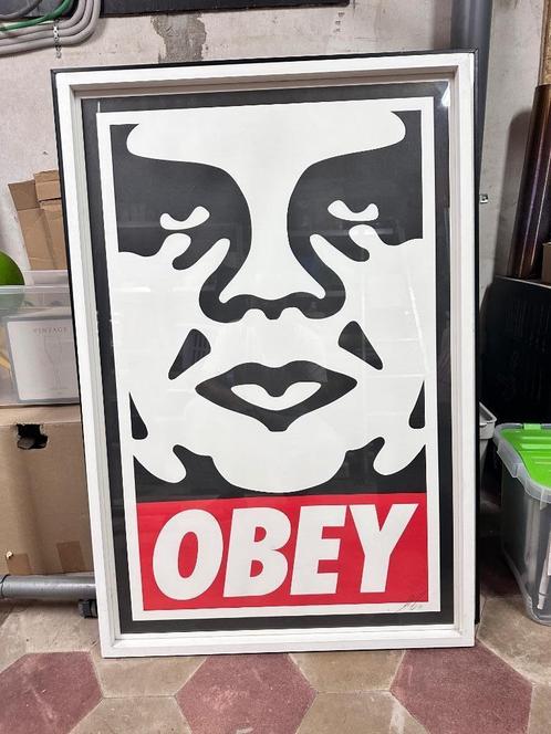 Shepard Fairey - Obey - 99x66 cm - Art print offset - SIGNED, Antiquités & Art, Art | Lithographies & Sérigraphies, Enlèvement