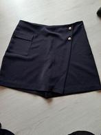 Voorkant is een rokje, achterkant short., Kleding | Dames, Rokken, Ophalen of Verzenden, Zo goed als nieuw
