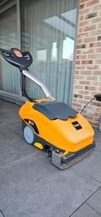 Taski Swingo 350B Schrobzuigmachine op batterij, Ophalen of Verzenden, Gebruikt, Schrobmachine