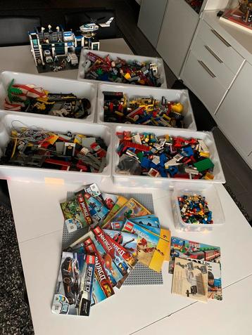 Lot de Lego vintage et plus récents 