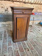 Petit meuble ancien en bois – chevet / meuble d’appoint, Maison & Meubles, Enlèvement, Utilisé, Bois