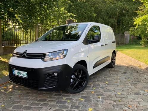 citroen berlingo 7/2020 **55000km**camera* trekhaak *17'alu*, Auto's, Bestelwagens en Lichte vracht, Bedrijf, Te koop, 360° camera