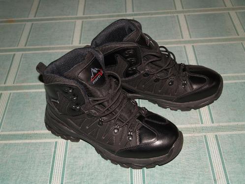 zwarte WANDELSCHOENEN Nortiv8 mt41,5 hiking boots waterdicht, Sport en Fitness, Bergsport en Wandelen, Zo goed als nieuw, Schoenen