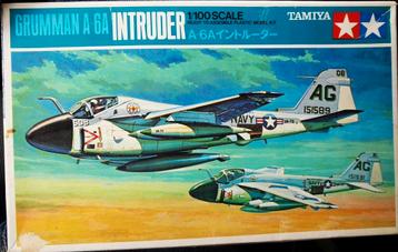 Grumman A-6A Intruder, 1/100 Tamiya zie omschrijving .  beschikbaar voor biedingen