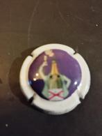Een champagne capsule een fles met een kurk boven zijn hoofd, Verzamelen, Ophalen, Zo goed als nieuw