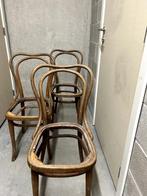 3 chaises Thonet, Enlèvement