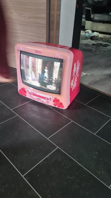 Tv met dvd barbie  beschikbaar voor biedingen