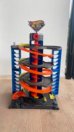 Mega autogarage hotwheels, Ophalen, Zo goed als nieuw