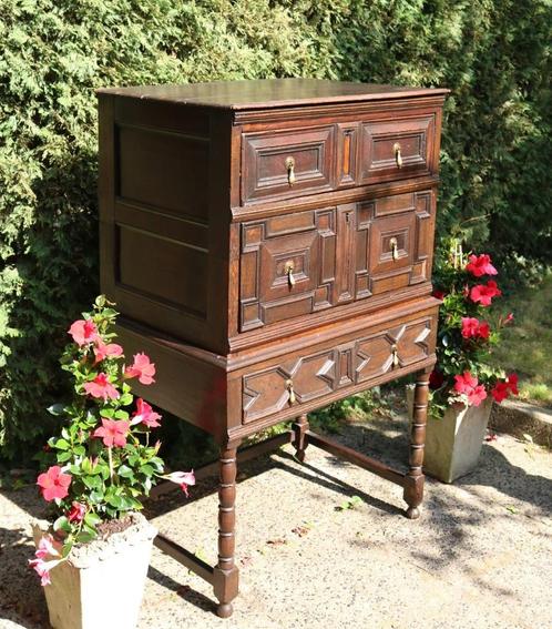 Antieke eikenhouten Jacobean ladekast, Antiek en Kunst, Antiek | Meubels | Kasten, Ophalen